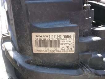 Rozpredam volvo xc90 136kw d5 rok 2006 - 19