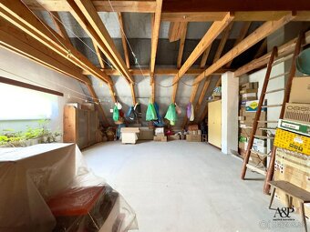 4 IZBOVÝ RD S GARÁŽOU, POZEMOK 960M2, BREZOVÁ POD BRADLOM - 19