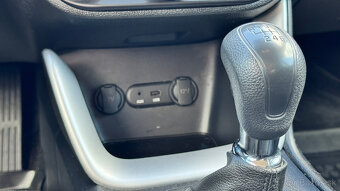 Kia Cee´d SW 1.4 CVVT LX/Silver - 19