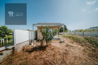 MODRANKA LUXUSNÁ NOVOSTAVBA RODINNÉHO DOMU V TICHEJ ČASTI - 19