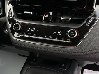 Toyota Corolla 1.8 Hybrid e-CVT Comfort - 19