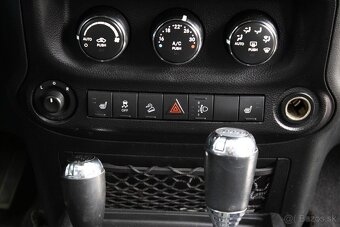 Jeep Wrangler Unlimited Rubicon 3.6 V6 LPG/Benzín - 19