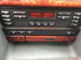 BMW Řada 7 740i, 2.MAJITEL, BEZ KOROZE - 19