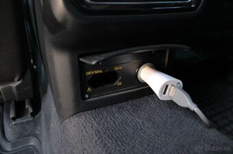 Volkswagen Passat Variant 2.0 TDI Highline DSG - 19