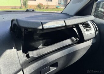 Škoda Fabia 1.2 HTP 51KW AMBIENTE benzín manuál 51 kw - 19