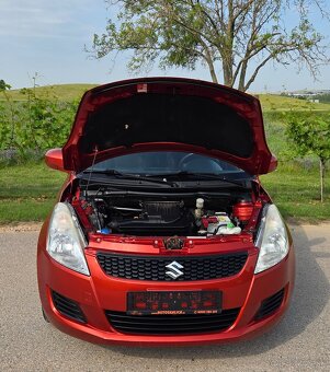 Suzuki Swift 1.25 16V 66KW/90 koní R.V.10/2010 - 19
