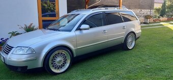 VW Passat Variant 1,9 TDI 96kW Highline, 6-rýchlostný, ťažné - 19