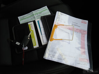 Seat Ateca 1.6 TDI 115 Style Full LED, Ťažné, Vyhrev, ACC - - 19