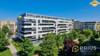 PRENÁJOM - PRIESTRANNÝ 3 IZ BYT S LOGGIOU A PARKOVANÍM - 19