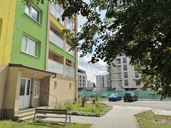 NA PREDAJ | 2 izbový byt s balkónom, 56 m2, sídlisko Západ - 19
