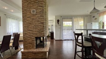 Rodinný dom s pozemkom 1 087 m², Cabaj-Čápor - 19