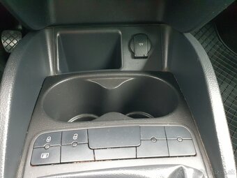 Seat Ibiza ST 1.2 51 KW M5 - 19