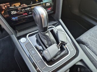 Volkswagen Passat Variant 2023 2,0 TDi DSG - 19