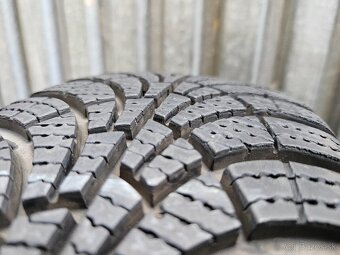 Originálna zimná sada Toyota - 5x100 r15 + GY 185/65 r15 - 19
