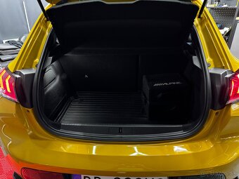Peugeot 208 - 19