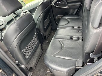 Toyota RAV4 2.2 D-4D 180 X+ - 19