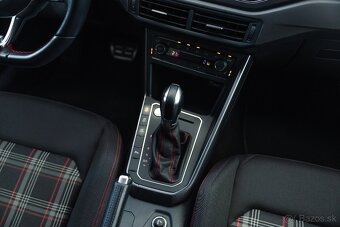 Volkswagen Polo GTI 2.0 TSI DSG - 19