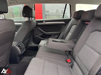Volkswagen Passat Variant 2.0 TDI 4Motion DSG,Pôvodný lak,SR - 19