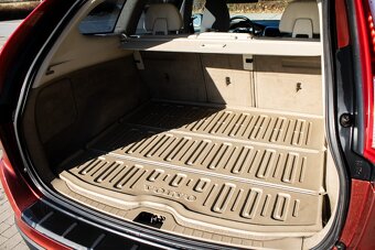 Volvo XC60 2.4D Momentum, 120kW (2011) - 19