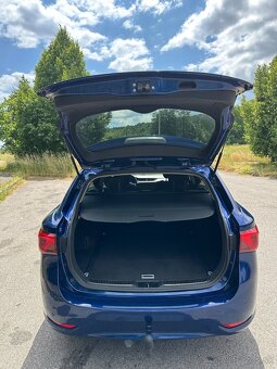 Toyota Avensis D4D 2016 - 19