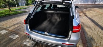 MERCEDES-BENZ E400d 4MATIC 340PS Vzduch.podvozok.DPH - 19
