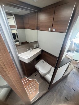 Predém HYMER BMC-I 580 - 19