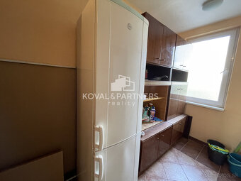 Prenájom 3 izbového bytu s balkónom v Nitre na Partizánskej - 19