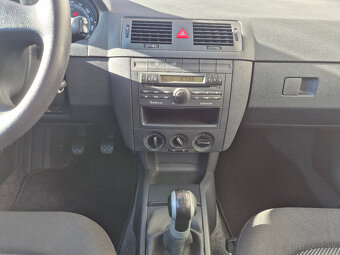 Škoda Fabia 1,4 i 16V Klima ASR 108Tis.Km 74.000Kč - 19