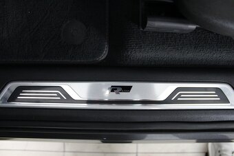 Volkswagen Touareg 3.0 V6 TDI SCR R-Line 4Motion - 19