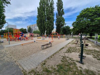 Prenájom 2 izbový byt - v príjemnom prostredí v Ružinove - 19
