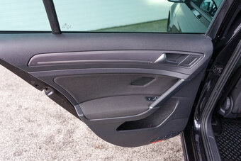 28- VOLKSWAGEN Golf, 2018, elektrina, 100 kW - 19