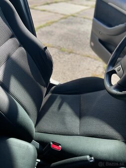 Toyota Avensis - 19