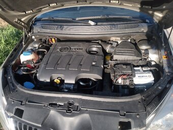PREDAM SKODA FABIA 1.6 TDI COMBI TOP STAV - 19