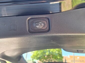 Ford Galaxy 2.0 TDCi Duratorq 180 Titanium - 19