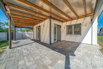 Bosen Realicity | Priestranný 5-izbový rodinný dom v Rajke - 19