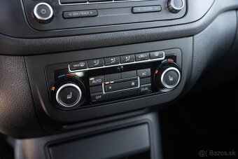 Volkswagen Golf Plus 1.6 TDI Highline - 19