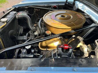 Ford Mustang Cabriolet z roku 1965 - 19