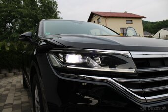 Volkswagen Touareg 3.0 V6 TDI SCR Elegance 4Motion, 1.majite - 19
