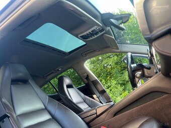 Porsche Panamera 4S 4.8i V8 - 19