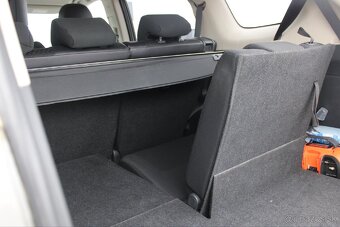 Mitsubishi Outlander 2.2 DI-D 7-MIESTNE - 19