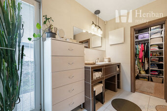 4-izb.rodinný dom s 8,2 ár.pozemkom, Vajkovce, Slnečná stráň - 19