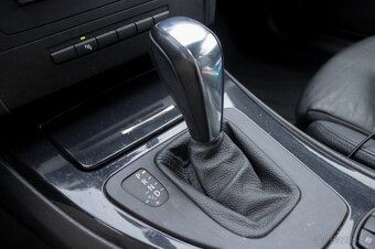 BMW Rad 3 320d 184k A/T Cabrio - 19