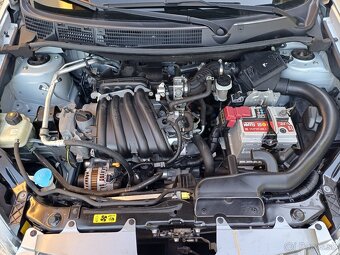 Nissan Qashqai 1,6 benzín 4x2 112 000 km Pôvodný lak - 19