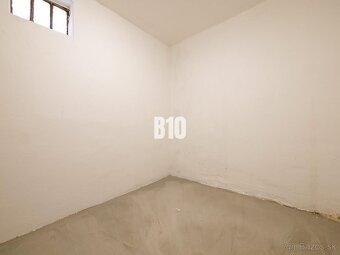 REZERVOVANÉ Čiastočne zrekonštruovaný 4 izbový rodinný dom - - 19