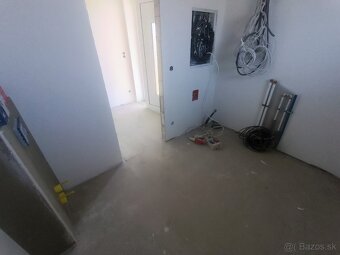 Novostavba 4 izb.rod.domu,809 m2 - Budatinska Lehota, KNM - 19
