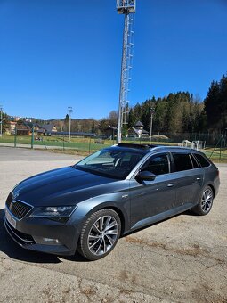 Škoda Superb Combi automat 4x4 r.v 2017 Laurint & Klement - 19