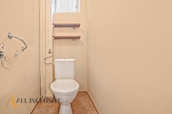 ALL INCLUSIVE | NA PREDAJ 7-IZBOVÝ POSCHODOVÝ RODINNÝ DOM V - 19