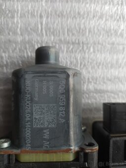 Motorček stahovania okná Škoda Octavia 3 Rapid VW Golf 7 - 19