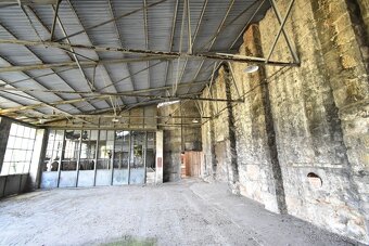 Horné Orešany: Na predaj výrobno-skladový areál. - 19
