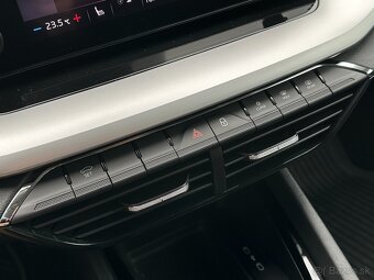 Škoda Octavia 2.0 TDi M6, r.v.: 2021 - 19